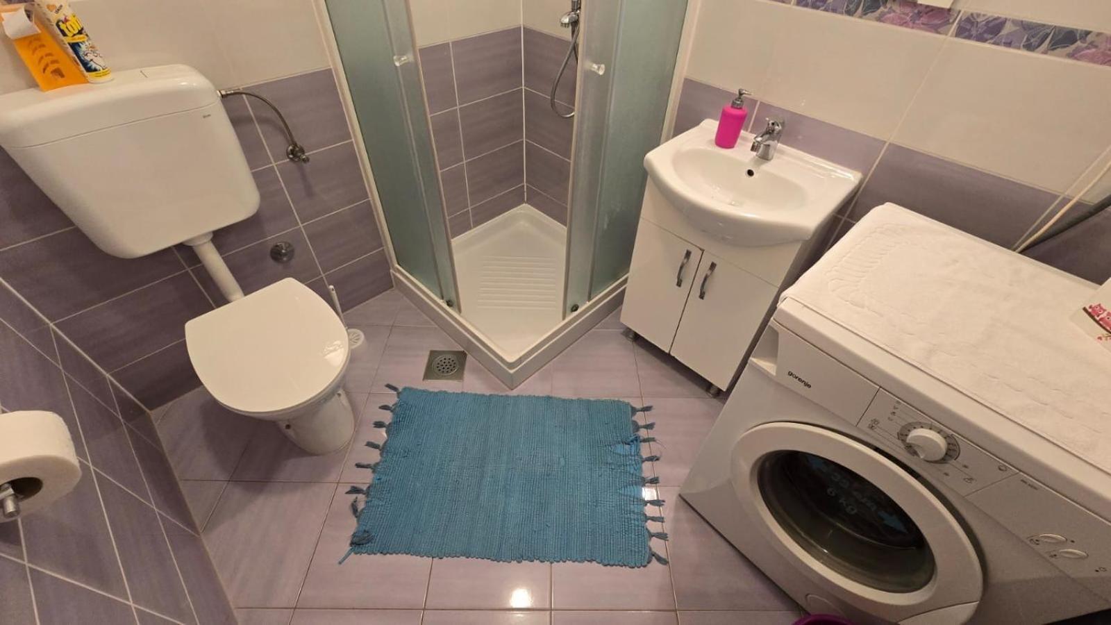 Studio Apartment Ljubica For 2 Persons 150M From The Beach Poreč Exterior foto